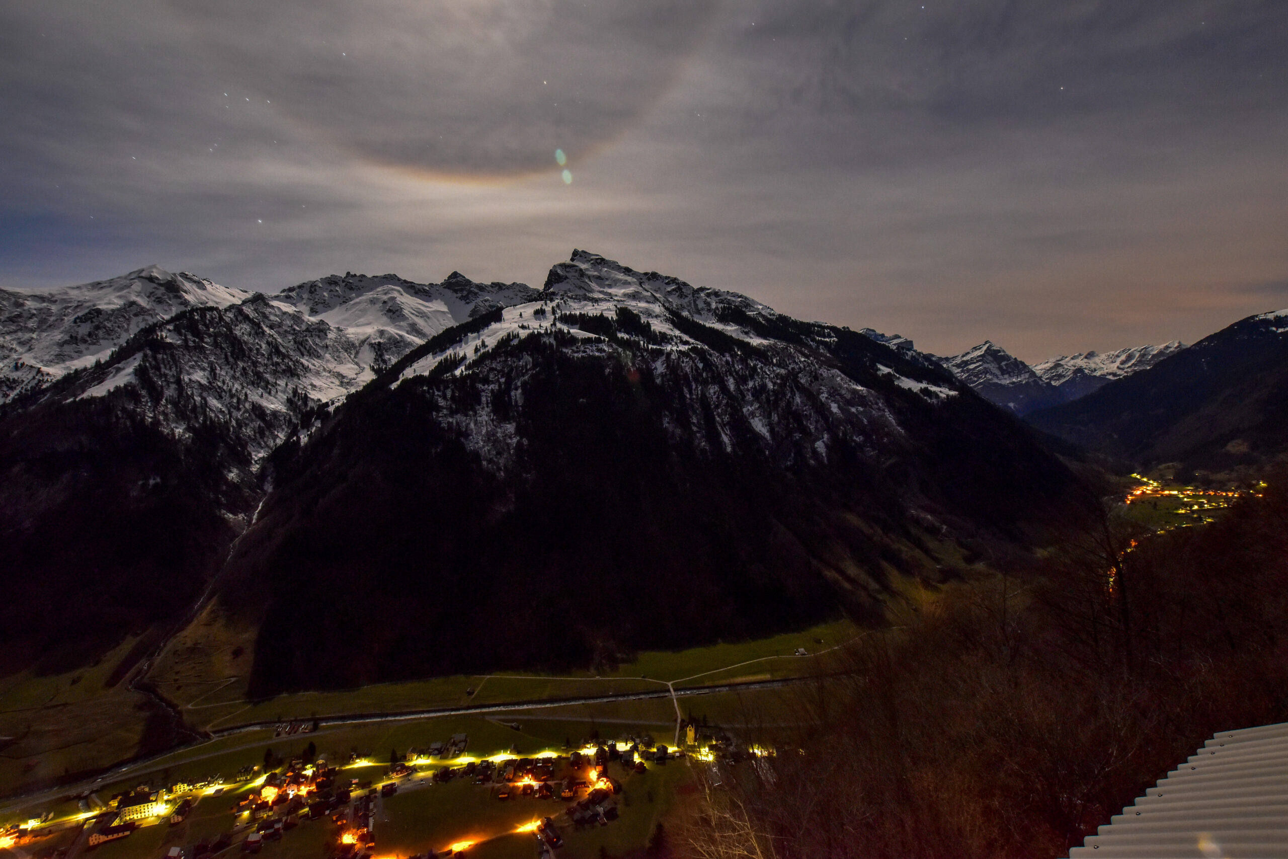 Halo Effekt der Sonne Weissenberge Schweiz