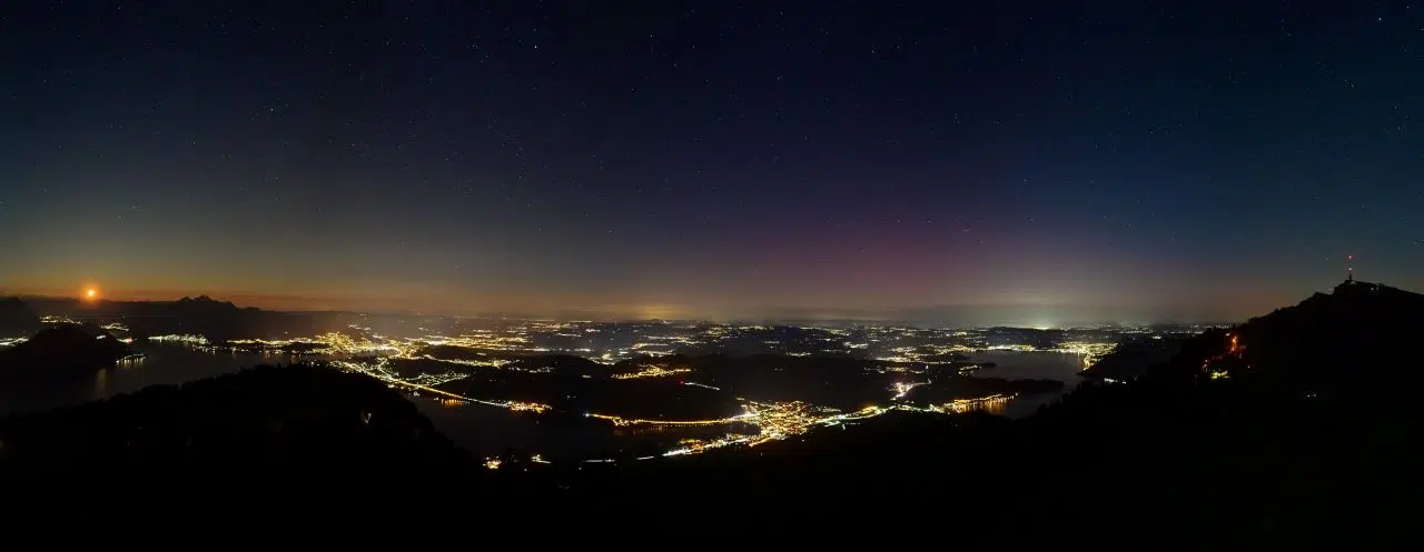Webcam Rigi Rotstock zeigt Nordlicht