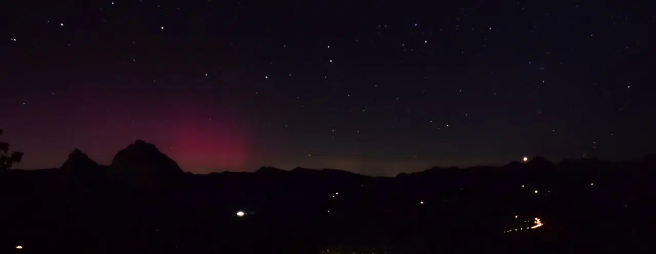 Webcam Stoos-Welesch zeigt Nordlicht